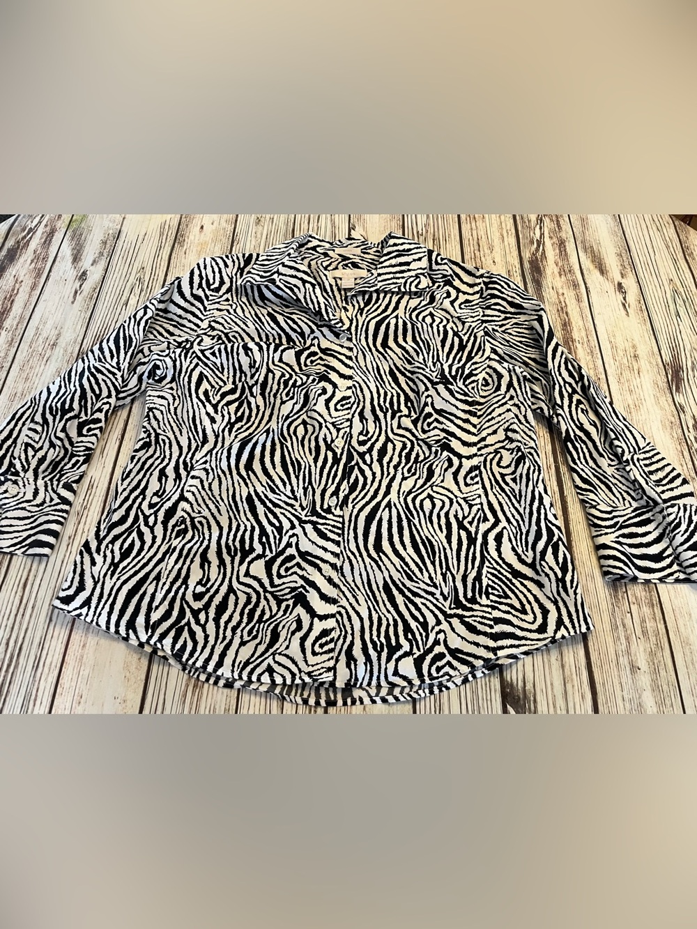 Chico’s Animal Zebra Print Blouse Women’s Large (12) Button Up 3/4 Sleeves